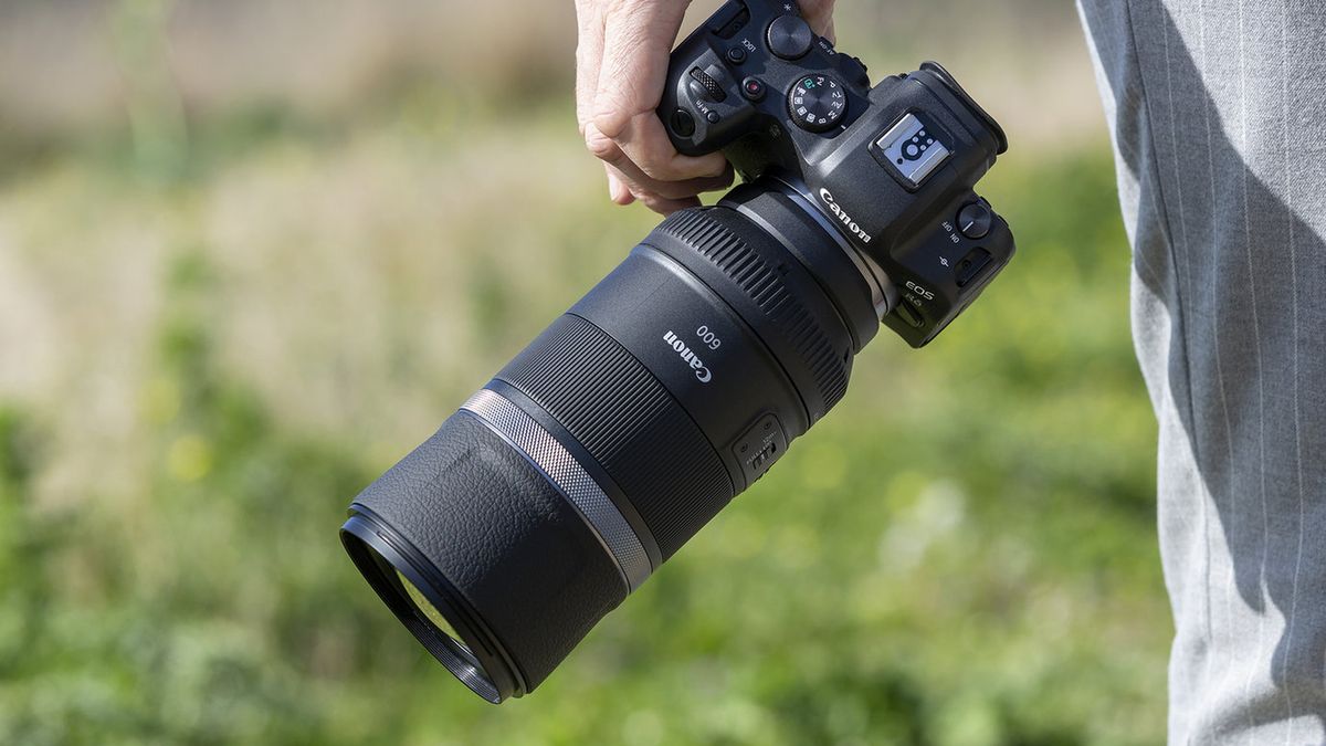 Aktywne chłodzenie w adapterze Canon RF. Jest nowy patent! 1