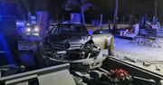 Mercedesem wjechał w cmentarz i staranował nagrobki. Zaraz potem uciekł