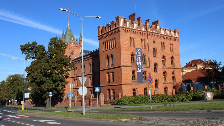 Budynek rektoratu Uniwersytetu Pomorskiego w Słupsku.