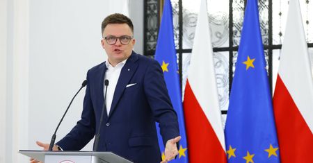 "Politycy nie mają co komentować". Hołownia o sprawie Sutryka