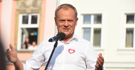 PO obiecuje "radykalną" obniżkę podatków. Liczy, że odbije wyborców Konfederacji