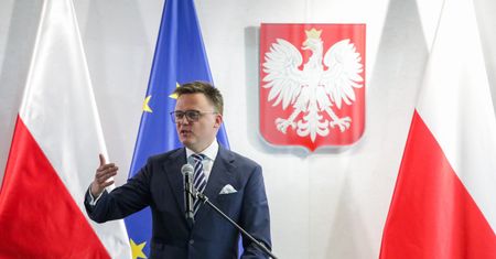 Hołownia zabrał głos po przesłuchaniu. Tak tłumaczy słowa o "zamachu"
