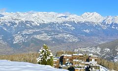 Tragedia w Szwajcarii. Eksplozja w kurorcie narciarskim, zginęło 10 osób