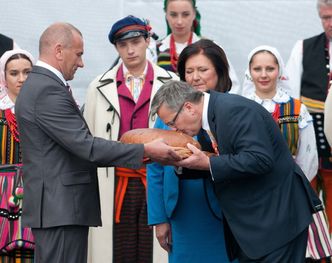 Polacy o politykach: Komorowski najlepszy