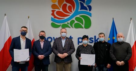 Kolejne kluby sportowe otrzymały dotacje Powiatu Pilskiego