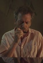 "Dr House": Hugh Laurie uczy się śpiewu na You Tube