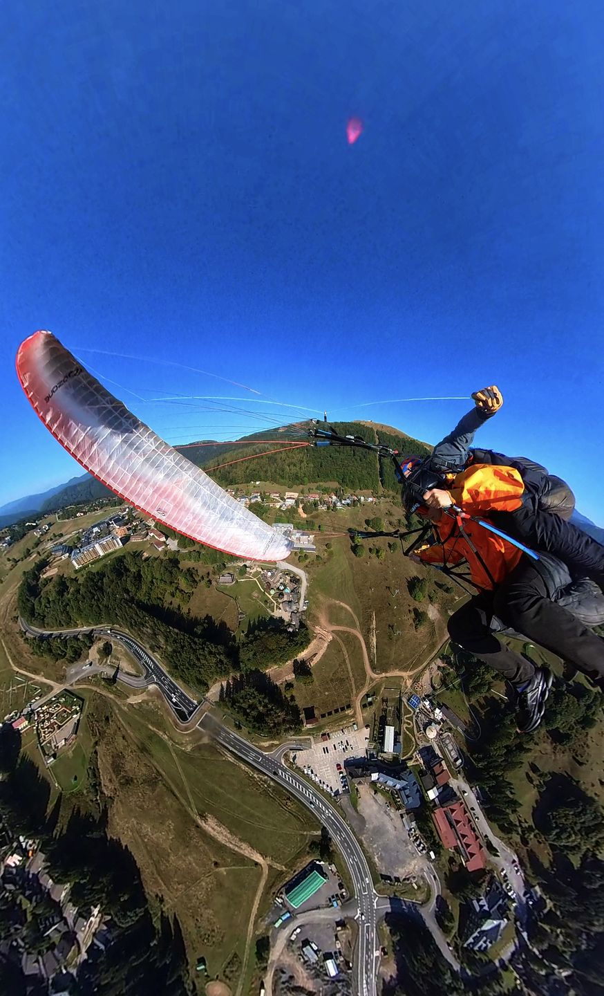 Wrażenia z lotu paraglidem są trudne do opisania słowami