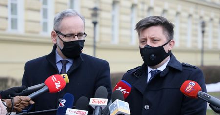 Koronawirus w Polsce. Michał Dworczyk: zaszczepiliśmy już milion osób