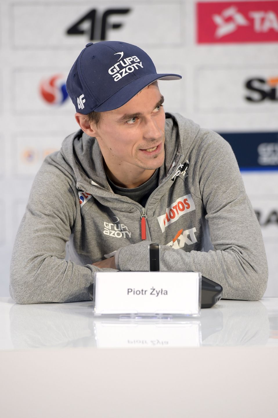 Piotr Żyła twierdzi, że nie śledzi doniesień na swój temat. Zdradził też, jakie ma racje z dziećmi
