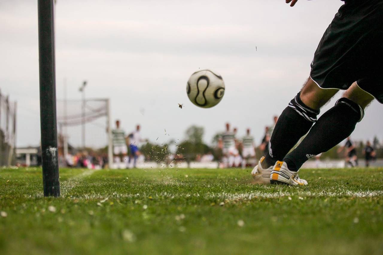 W meczu Raków Częstochowa wygrywa ze Śląskiem Wrocław 3:0. Gorąca atmosfera przy Limanowskiego.