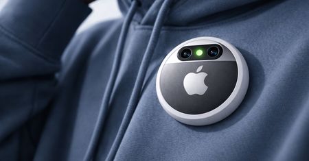 Przypinka z AI. Czy taki jest plan Apple na nową Siri?