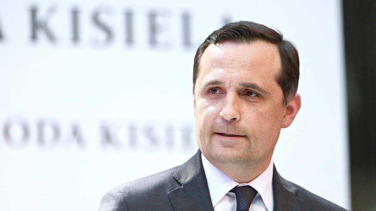 Zasiadający w RMN Juliusz Braun jest przekonany, że Roman Młodkowski jest lepszym kandydatem na szefa PAP niż Jolanta Hajdasz