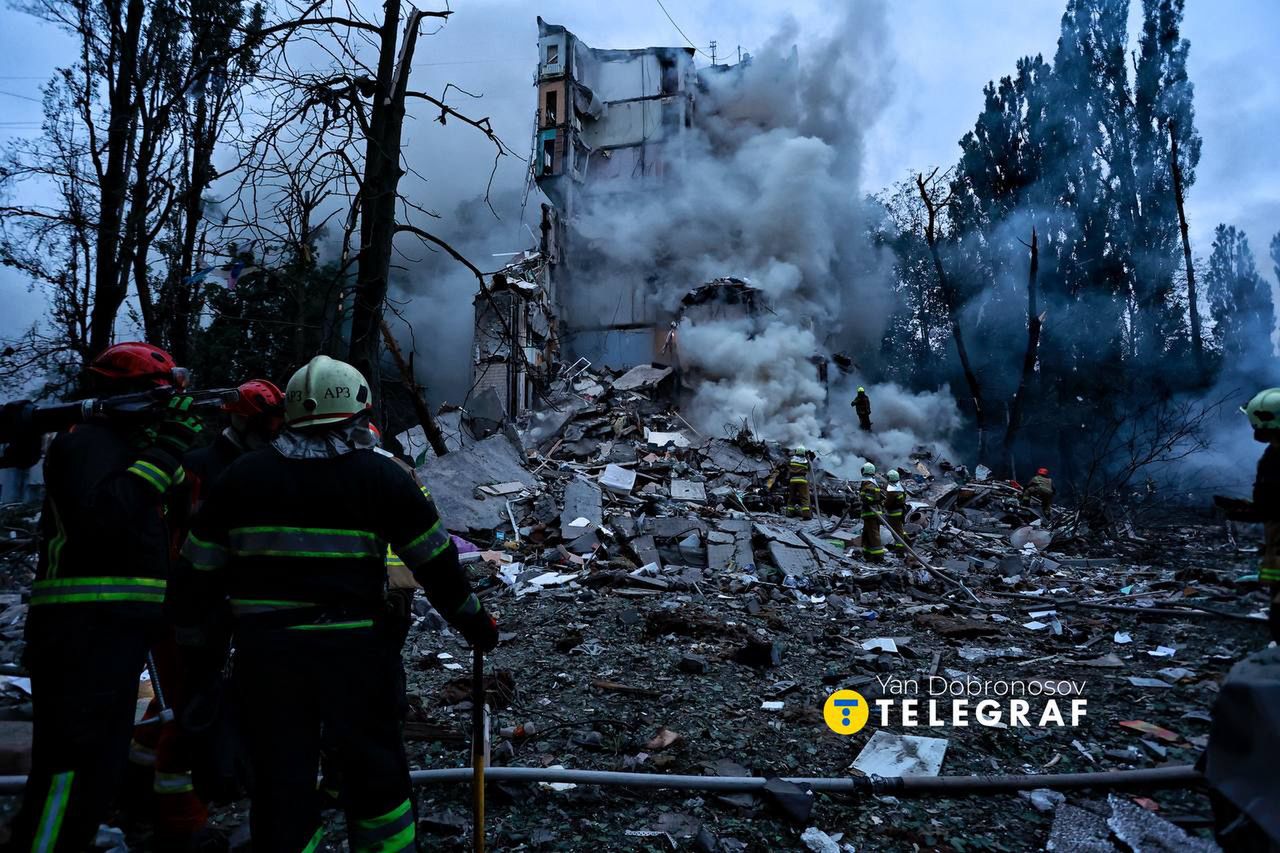 Skutki zmasowanego rosyjskiego ataku na Kijów 