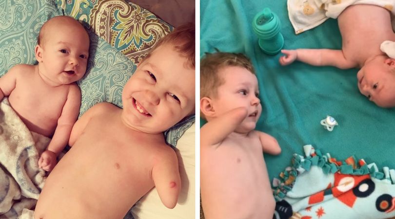 3-letni chłopiec bez rączek i nóżek opiekuje się małym braciszkiem. Wideo podbija serca internautów