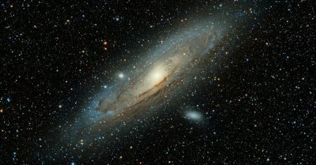 Astronomowie znaleźli wodę w kosmosie. Kryła się w miejscu powstawania planet