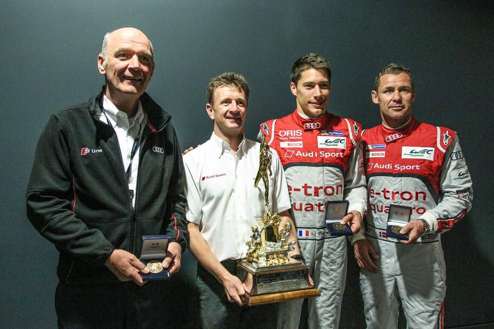 Od lewej: Wolfgang Ullrich - szef zespołu Audi, Allan McNish, Loïc Duval, Tom Kristensen