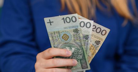 Przelew dla męża i żony. Uważaj na kwoty i tytuł