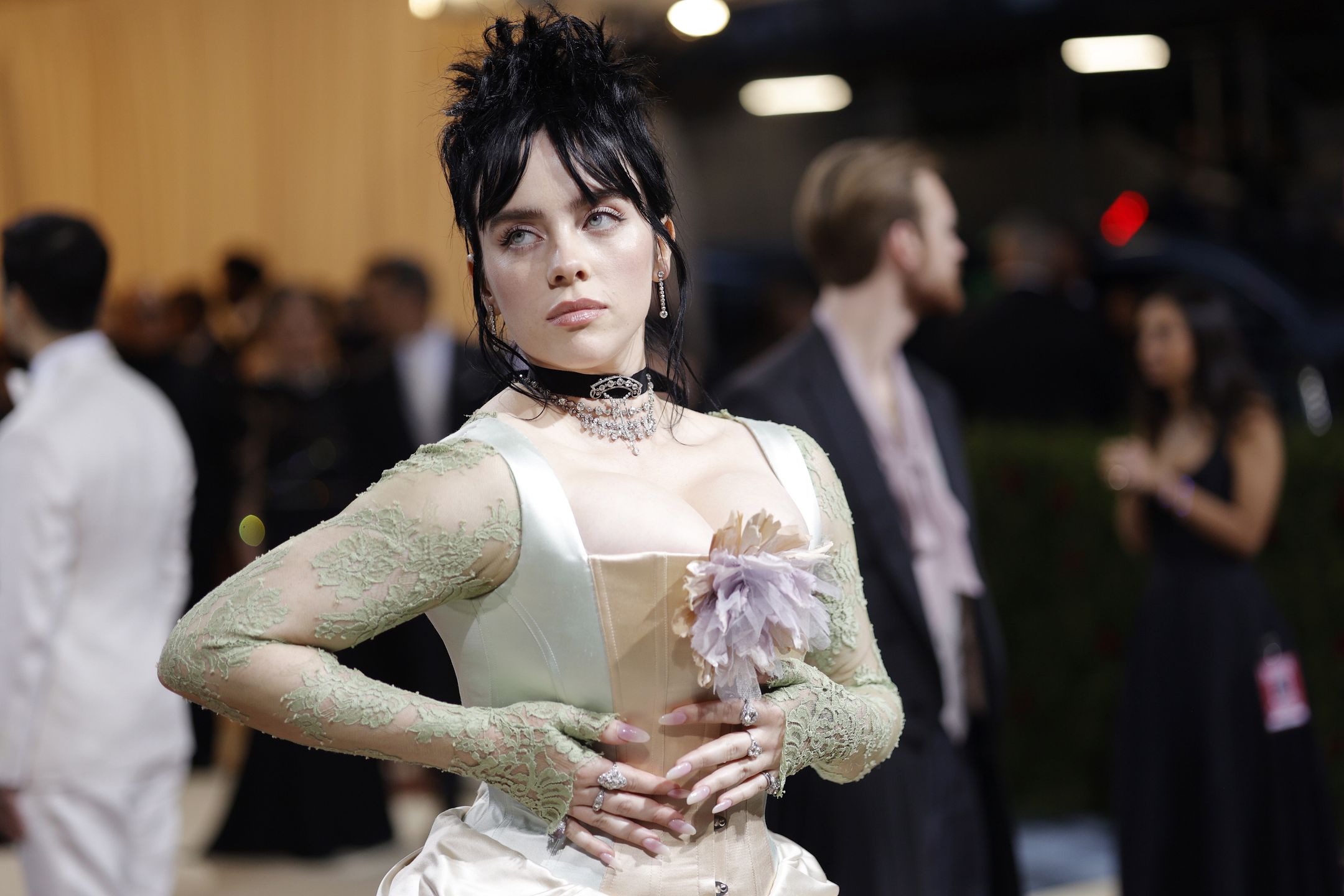 Billie Eilish na Met Gala w Metropolitan Museum of Art
w Nowymjorku, 2022 EPA/JUSTIN LANE 
Dostawca: PAP/EPA.
JUSTIN LANE