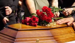 Weszły zmiany dot. zasiłku pogrzebowego. Wzrost o kilka tysięcy złotych