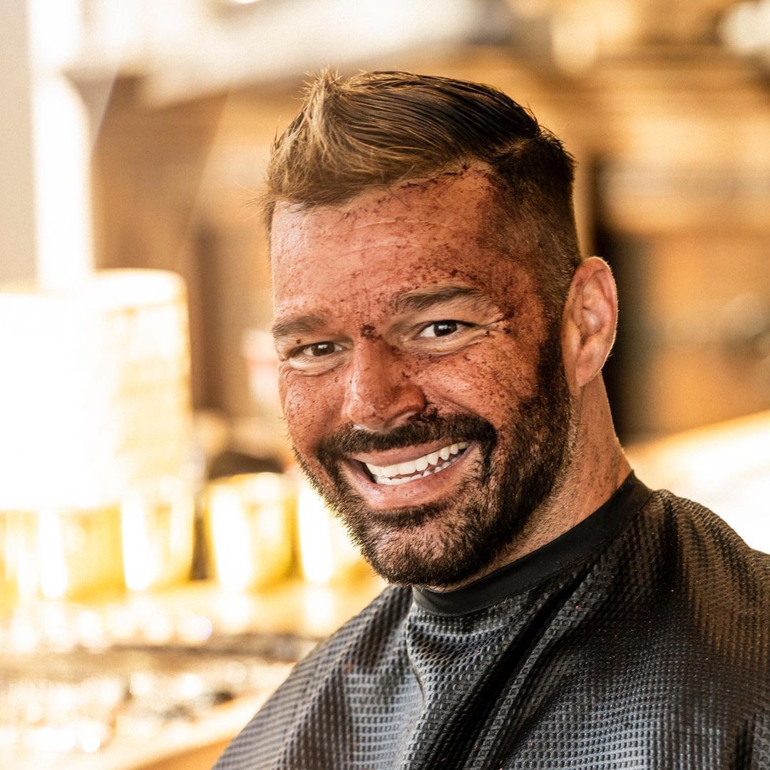 Ricky Martin u fryzjera