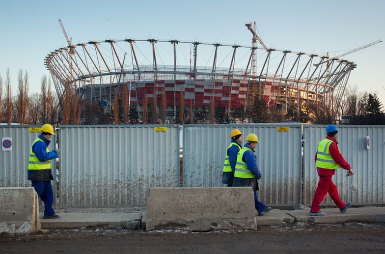 Euro 2012 zagrożone, bo rząd nie płaci robotnikom?