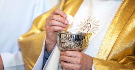 Dziękowali za wybór Dudy na prezydenta. Specjalna msza w Wyszkowie. Zapraszało PiS
