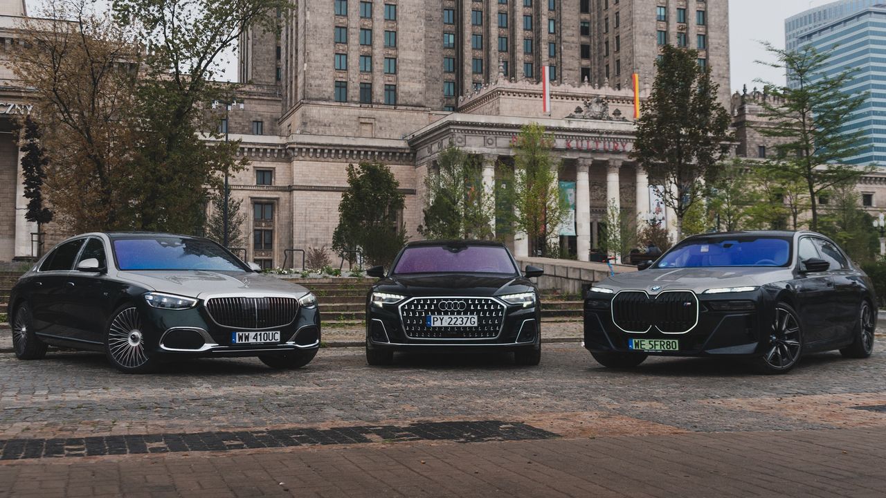 Porównanie: hybrydowe Audi A8, elektryczne BMW i7 oraz Mercedes-Maybach S680 z V12 - ostatnie spotkanie na szczycie