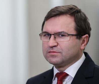 Toruń. Poseł PiS Zbigniew Girzyński zaszczepiony? Kontrowersje na UMK