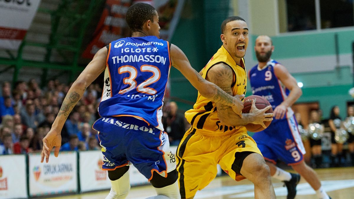 PAP / Adam Warżawa / Na zdjęciu: Brandon Brown, rozgrywający Trefla Sopot