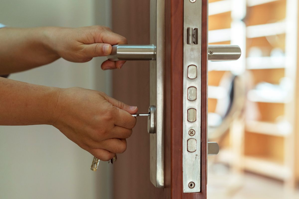 Cut heating bills: Top tips to draft-proof your doors