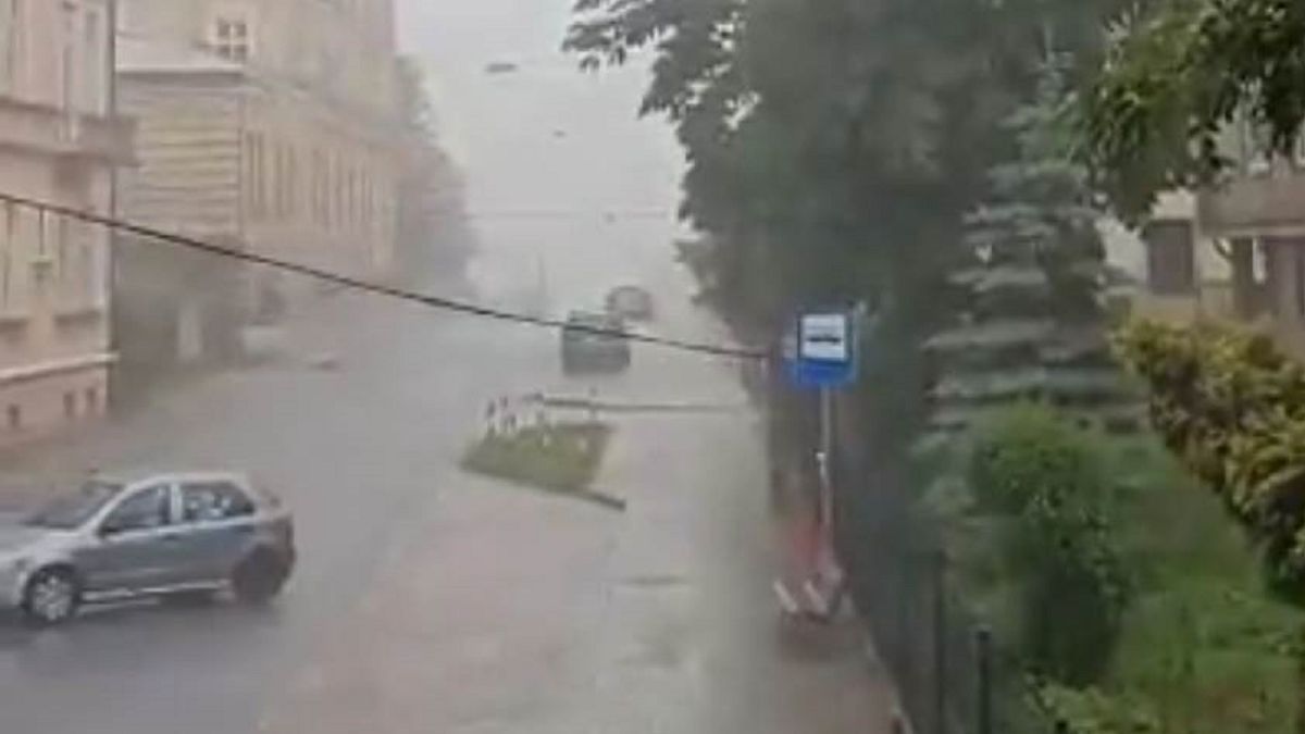 Przez Polskę przeszły burze.