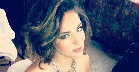 "Tajemnice Smallville": Kelly Brook znów kusi bujnymi kształtami!