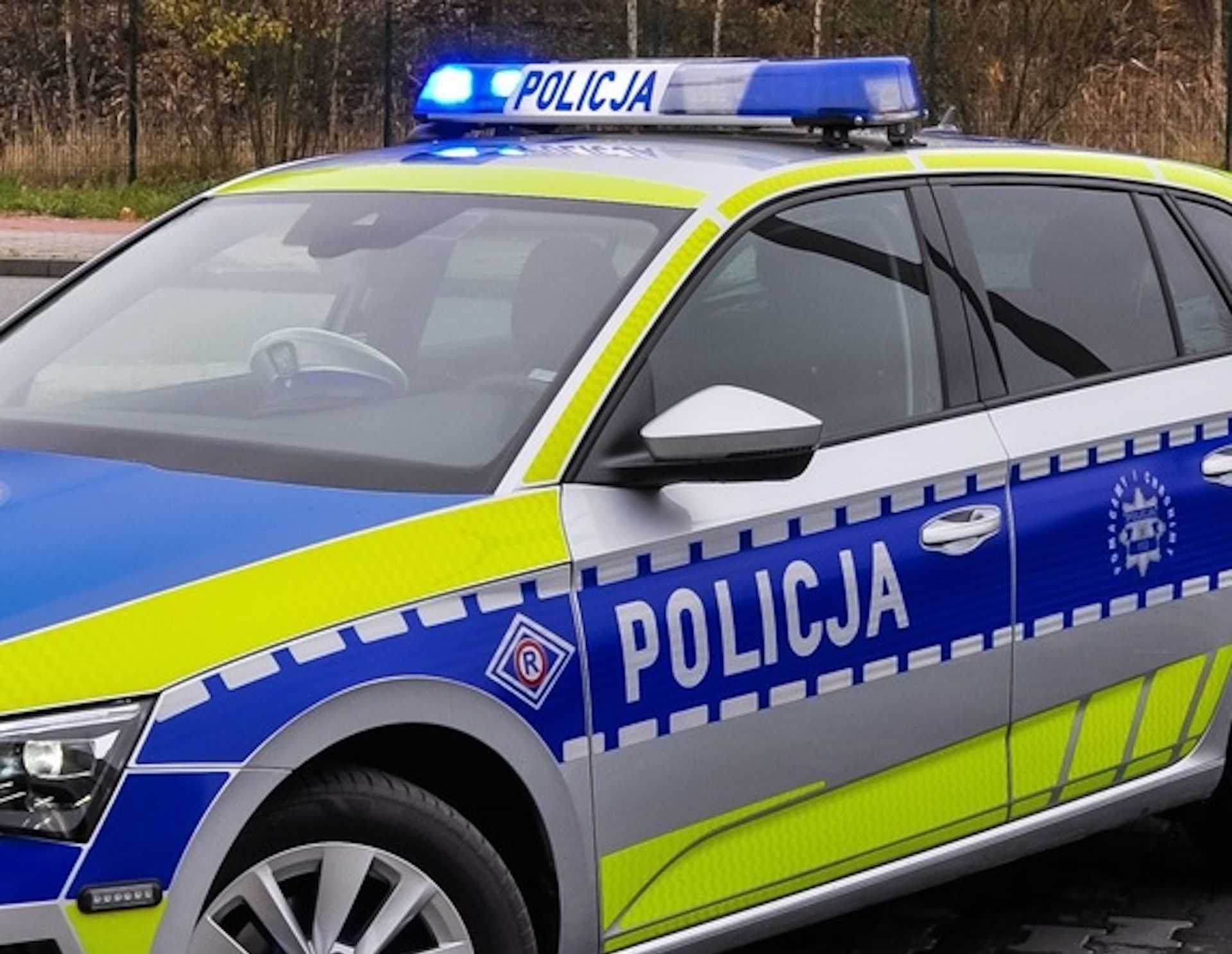 Dron z cyrylicą pod Bartoszycami. Służby zabezpieczyły teren