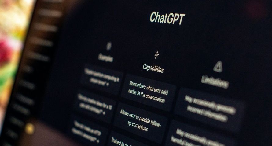 OpenAI reaguje na sukcesy Google: nerwowa premiera nowego modelu GPT