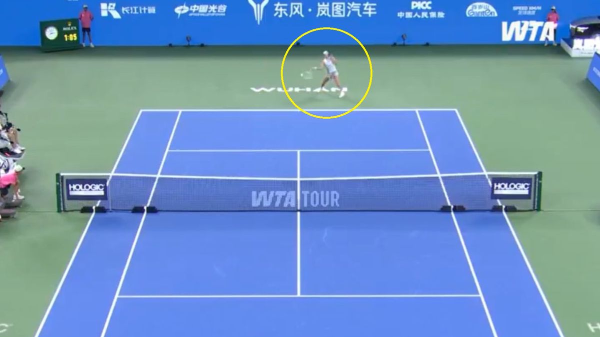 Twitter / wta / ostatnia akcja meczu Jasmine Paolini - Iga Świątek