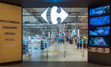 Państwowa agencja w kolejce po sklepy Carrefour. Rekomendacja ministerstwa rolnictwa