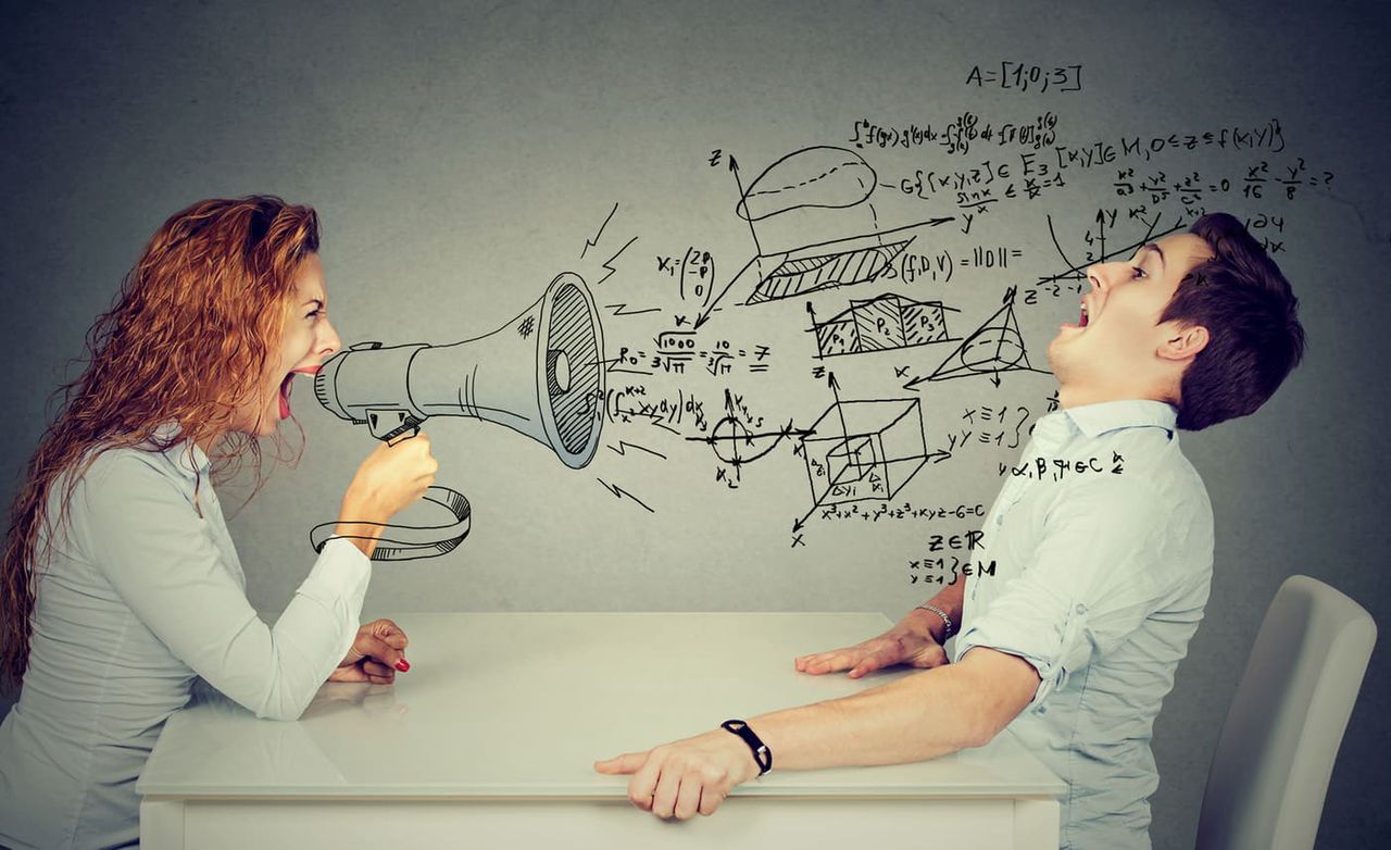 Bycie miłym nie popłaca? Nieuprzejme traktowanie AI przynosi lepsze rezultaty