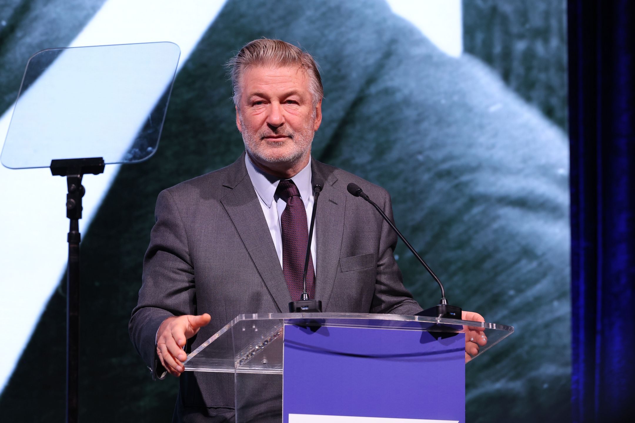 Alec Baldwin zostanie oskarżony o nieumyślne spowodowanie śmierci Halyny Hutchins