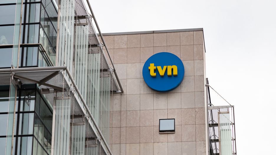 Mateusz Szymanskioffice, discovery, tvn24, tvn, group, day, logotype, logo, label, headquarter, headquarters, symbol, sign, business, europe, american, company, tv, free, polska, polish, warsaw, poland, media, television, building, signal, capital, broadcast, facade, network, outdoor, station, signage, emblem, tvn group, journalism, technology, architecture, city, glass, sky, street, blue
