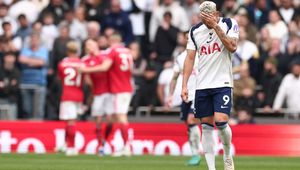 Katastrofalna seria. Grozi im spadek