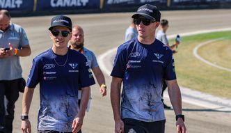 Masa wyrzeczeń i nowe życie na drugim końcu świata. Ciężka droga do celu Australijczyków