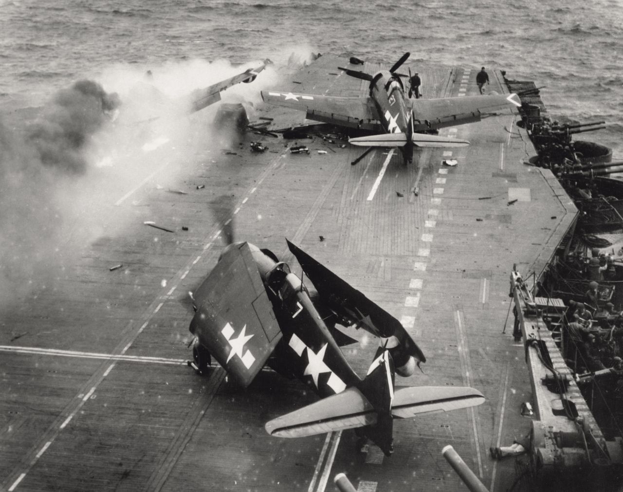 Atak kamikaze na USS Saratoga (1945 r.)