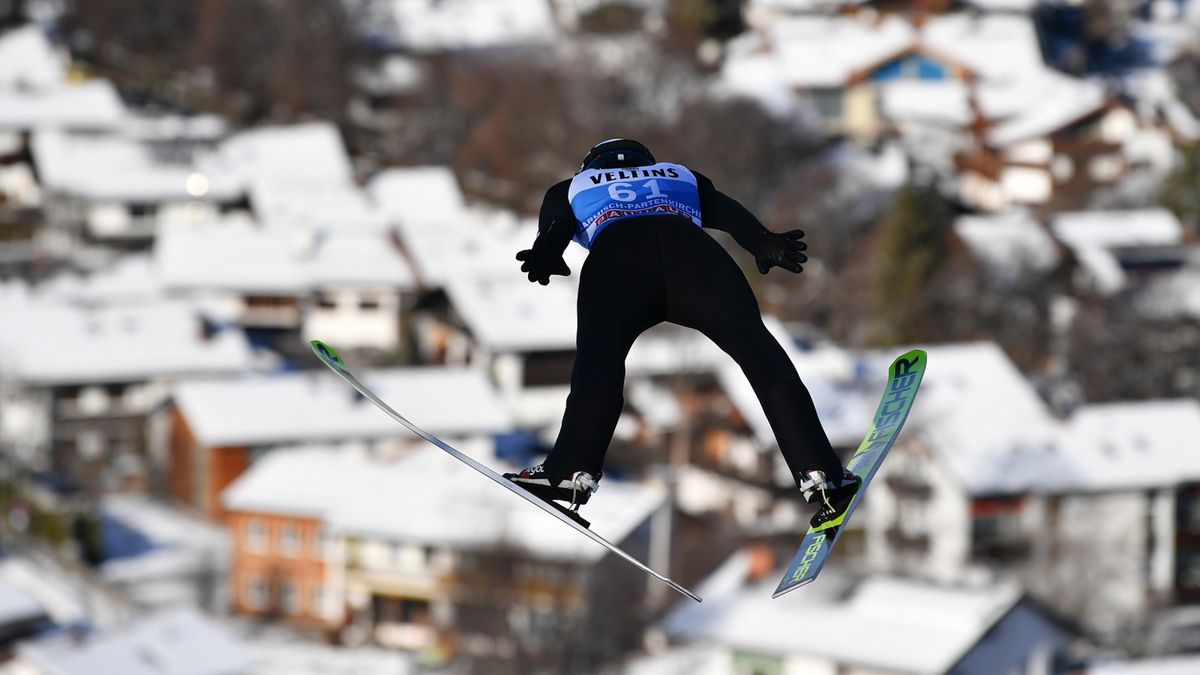 PAP/EPA / PHILIPP GUELLAND  / Na zdjęciu: Kamil Stoch