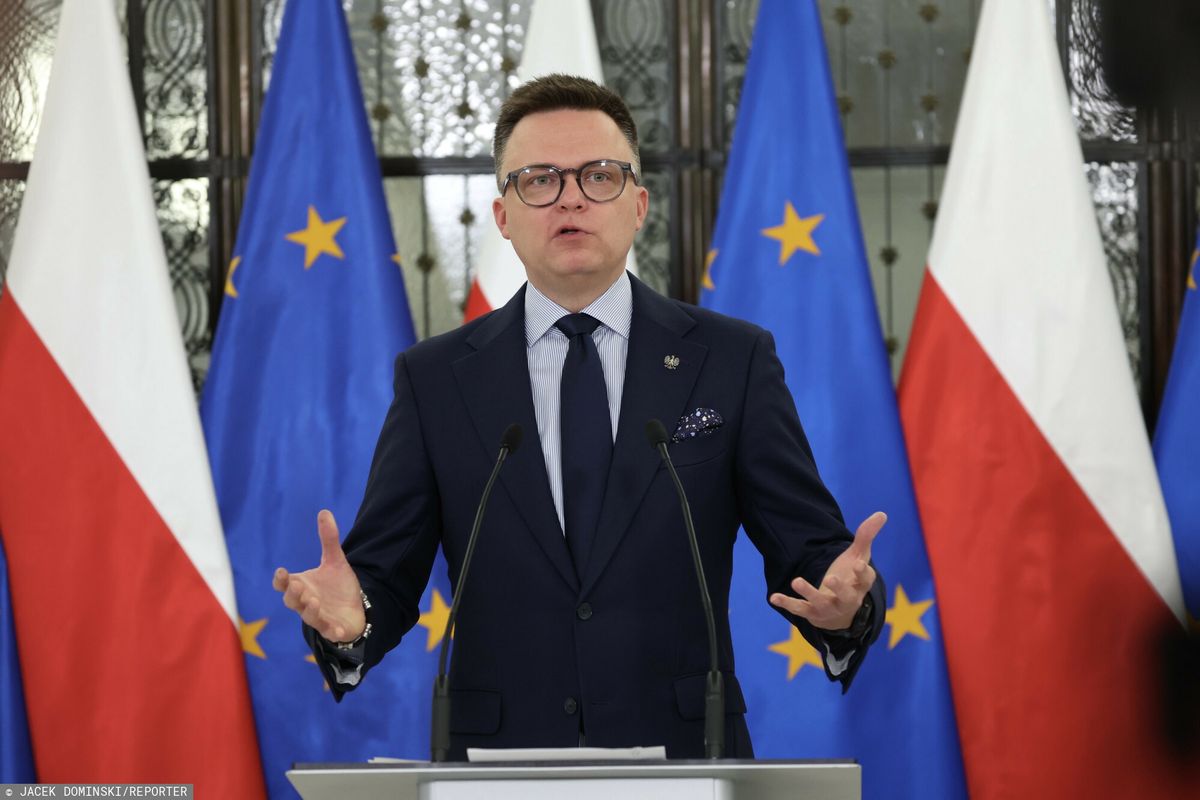 Zmiany w Sejmie. Hołownia ogranicza pracę dziennikarzy 