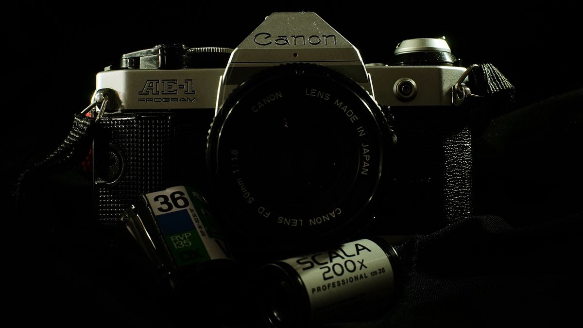 Czy w fotografii analogowej drzemie jeszcze życie i powody dla których odpowiedź może brzmieć: „tak”? 1