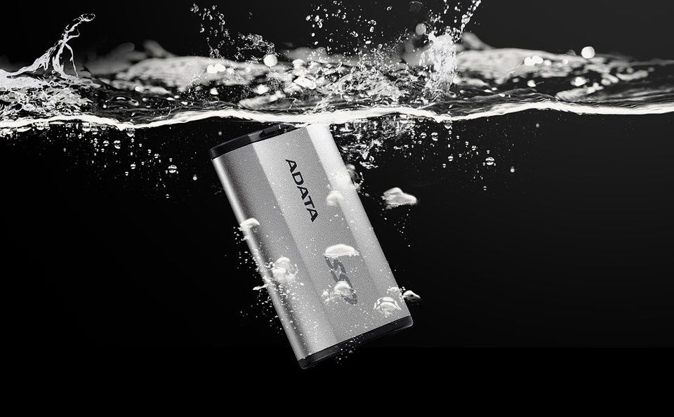 ADATA SD 810