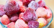 Owoce mrożę tylko z ten sposób. Zachowują najwięcej wartości i smakują jak świeże