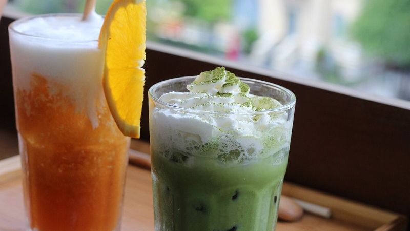 matcha latte drink
