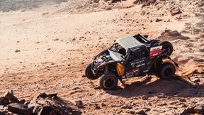 Dakar 2021. Uszkodzone zawieszenie w samochodzie Arona Domżały. To kosztowało Polaka utratę pozycji lidera