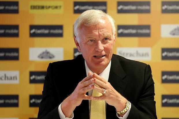 Barry Hearn na nowo wprowadził turniej Champion of Champions do turniejowego kalendarza. Czy tym razem okaże się on sukcesem?